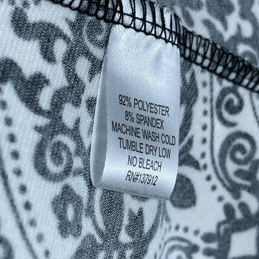Plus Size 1x Black & White Printed Scoop Neck Women's Top, Stretchy NWOT - Picture 9 of 12